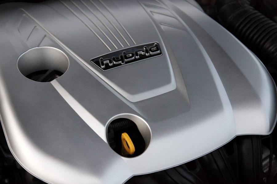  Hyundai Sonata Hybrid 2010 года  (фото 61 из 83)